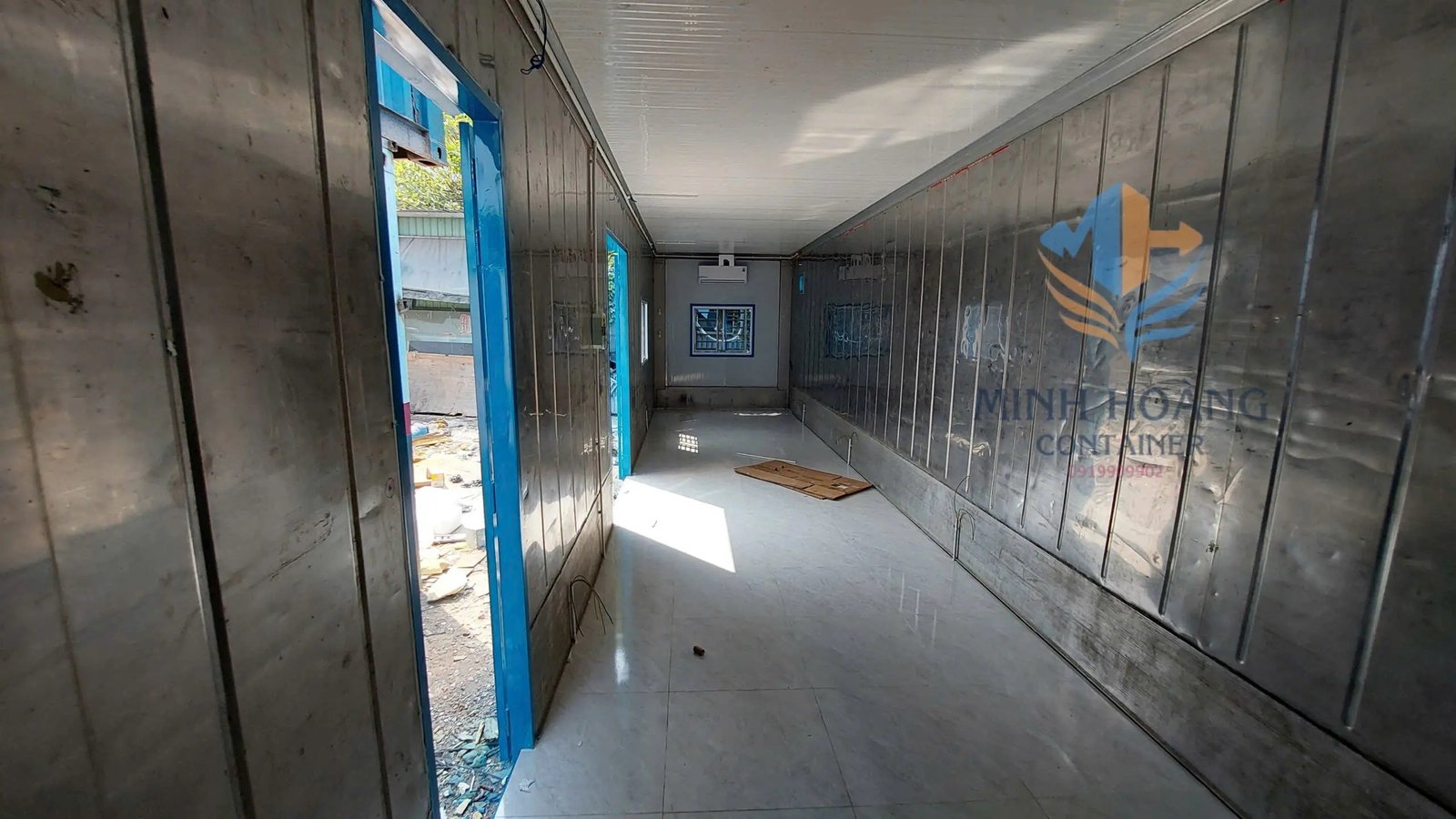 Container Văn Phòng 40 Feet Xanh Dương Chia 2 Phòng Vỏ Lạnh